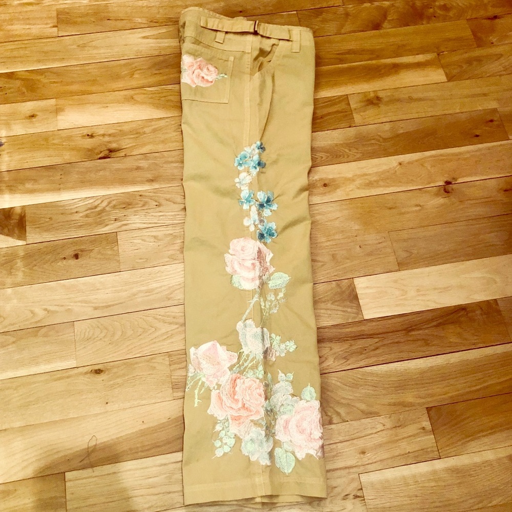 NWOT Johnny Was Embroidered Cargo/ Khaki Pant